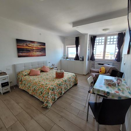Rosato 3 Sea View Apartment Lignano Sabbiadoro Exterior foto